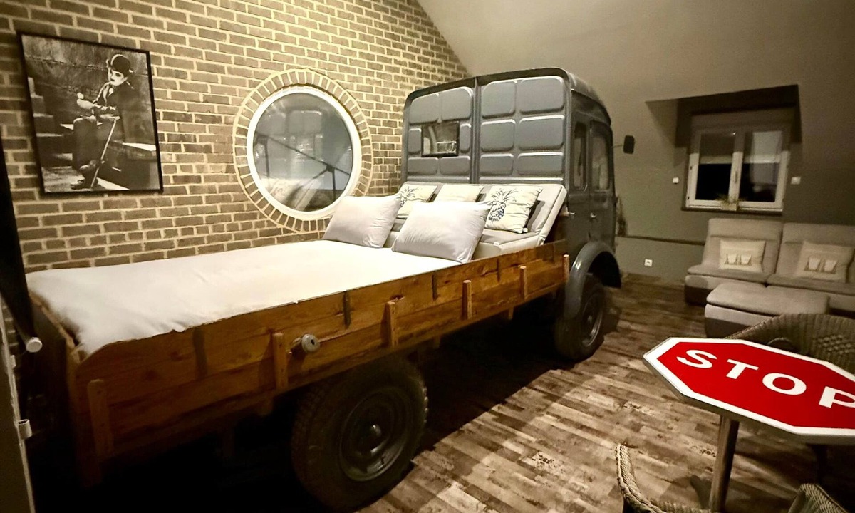 Proix House | Rooms & Aquatics