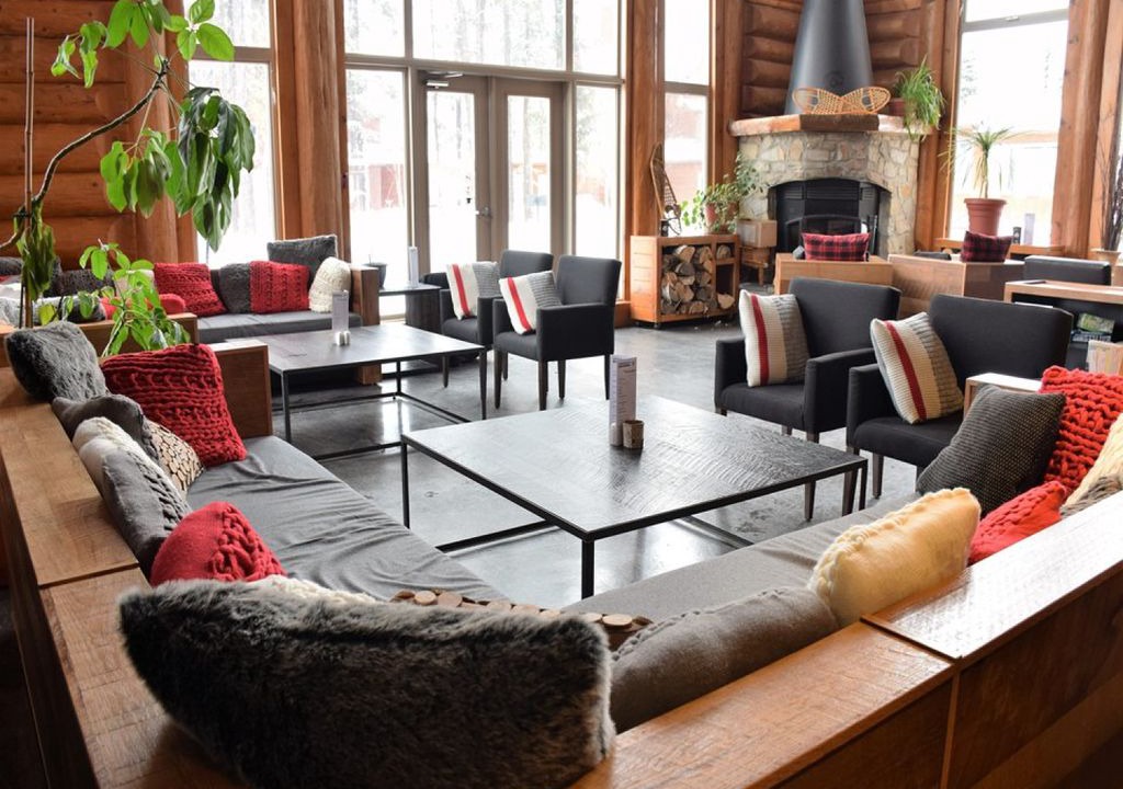 Saint-Michel-des-Saints Hotel | Rooms at Auberge du Lac Taureau - Lake Room 2 Beds