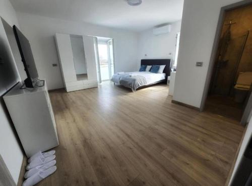 Cove Parja House | Rooms Burnum