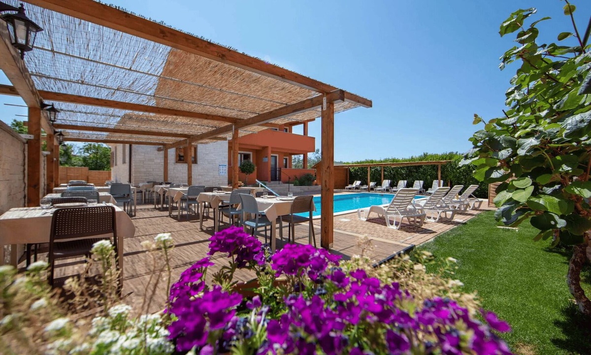 Vilanija Bed & Breakfast | Rooms Natura