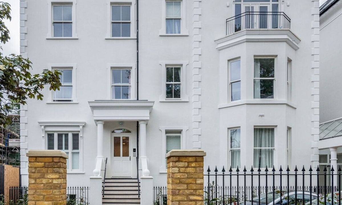 Surbiton Hill Apartment | Roomspace Apartments - Lyons House