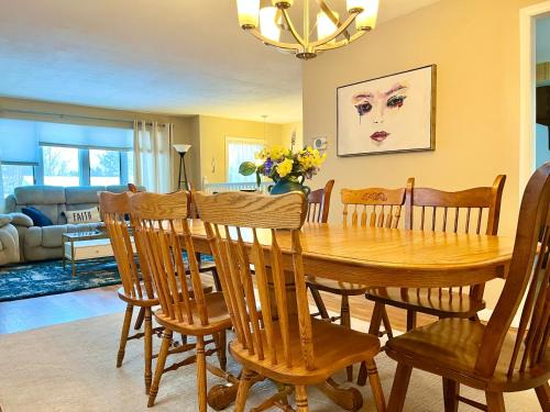 Town of Union House | Roomy Retreat-Enjoy Golf Course-BU-UHS-Guthrie