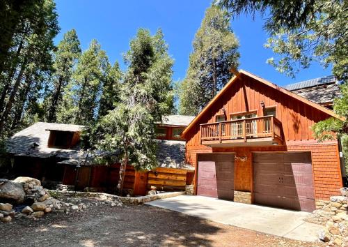 Idyllwild Villa | Root-Stone Lodge