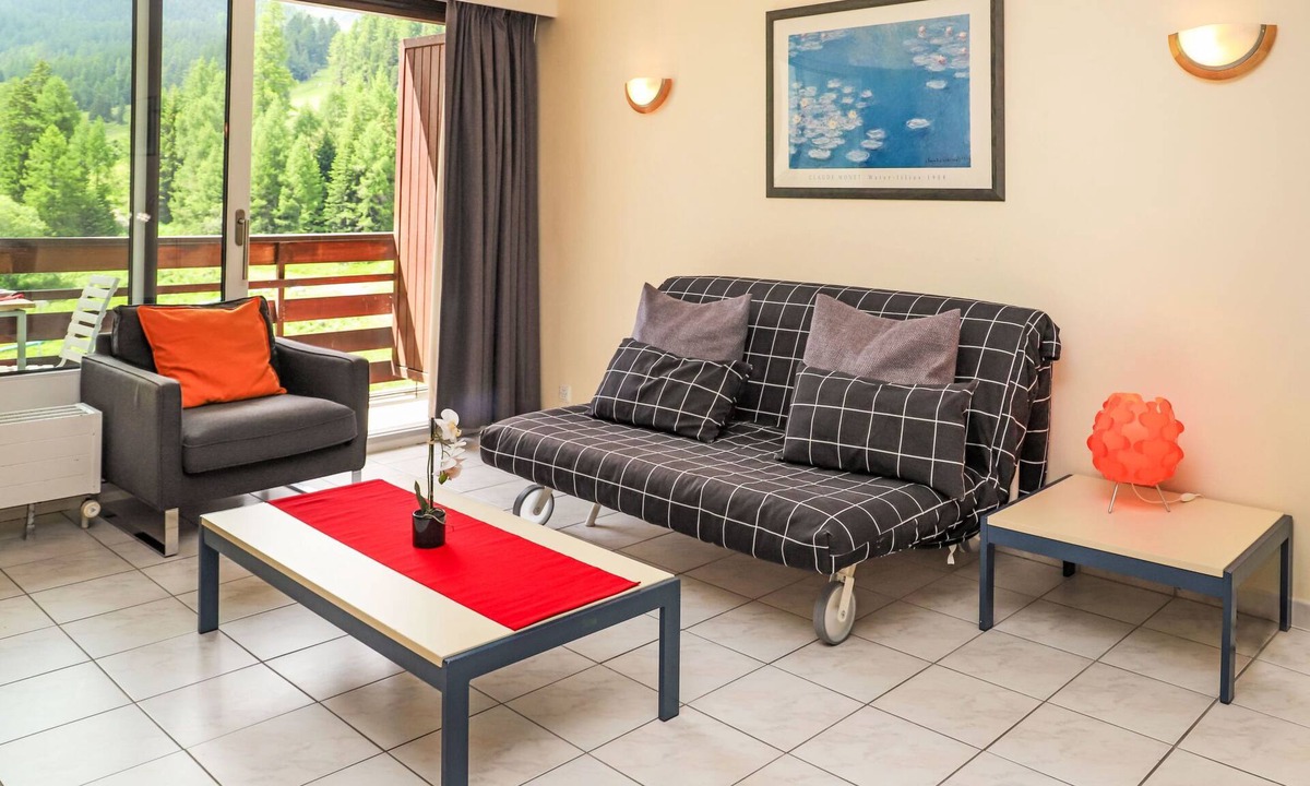 Noveli Apartment | Rosablanche C54 by Interhome