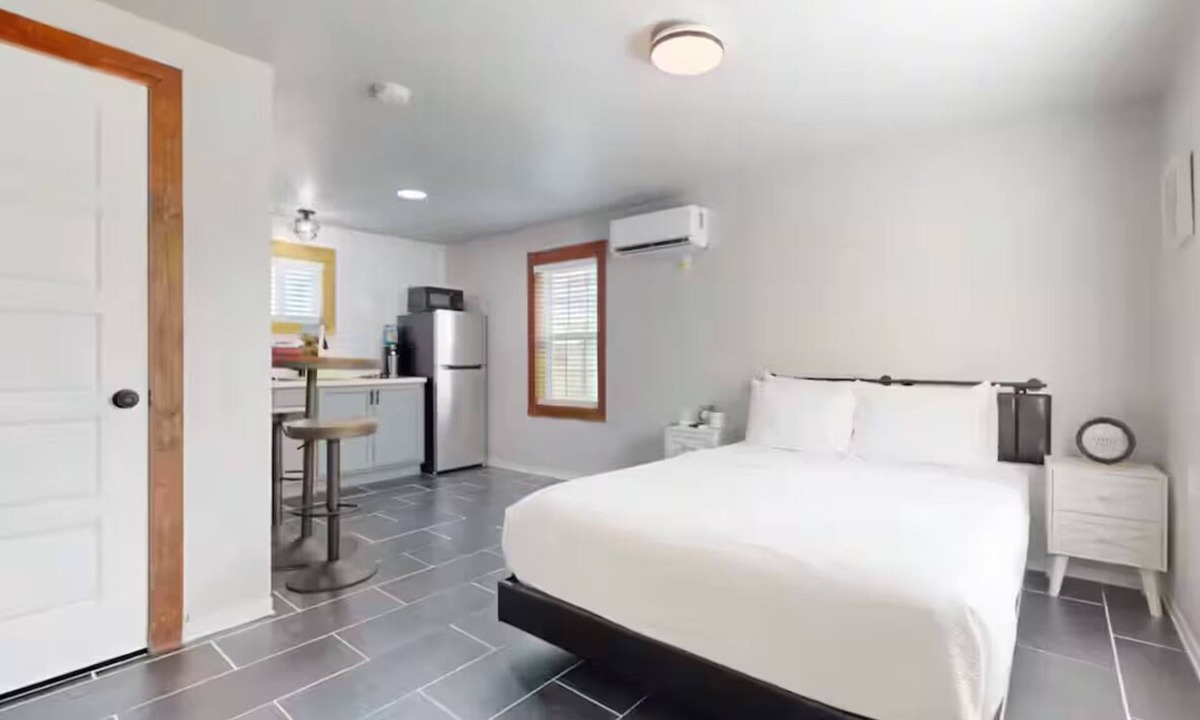 North Beach Apartment | Rose by the Sea