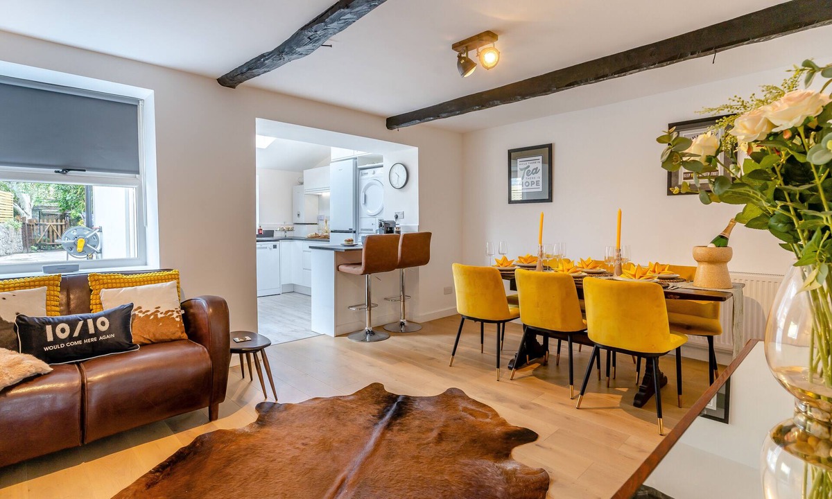 Crickhowell House | Rose Cottage - Crickhowell