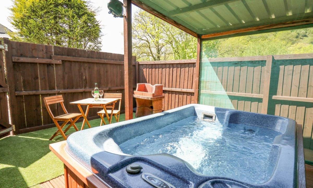 Llandysul Cottage | Rose Cottage