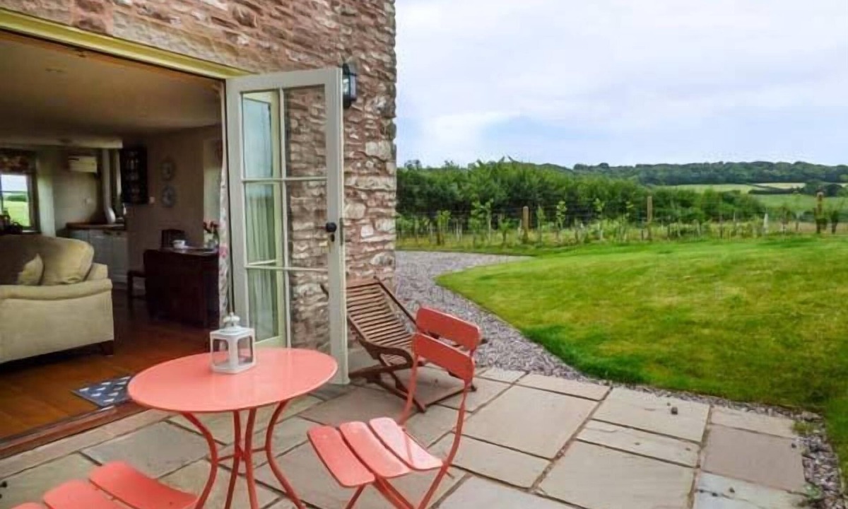 Monmouth Cottage | Rose Cottage