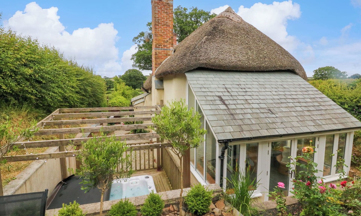 Exbourne Cottage | Rose Cottage