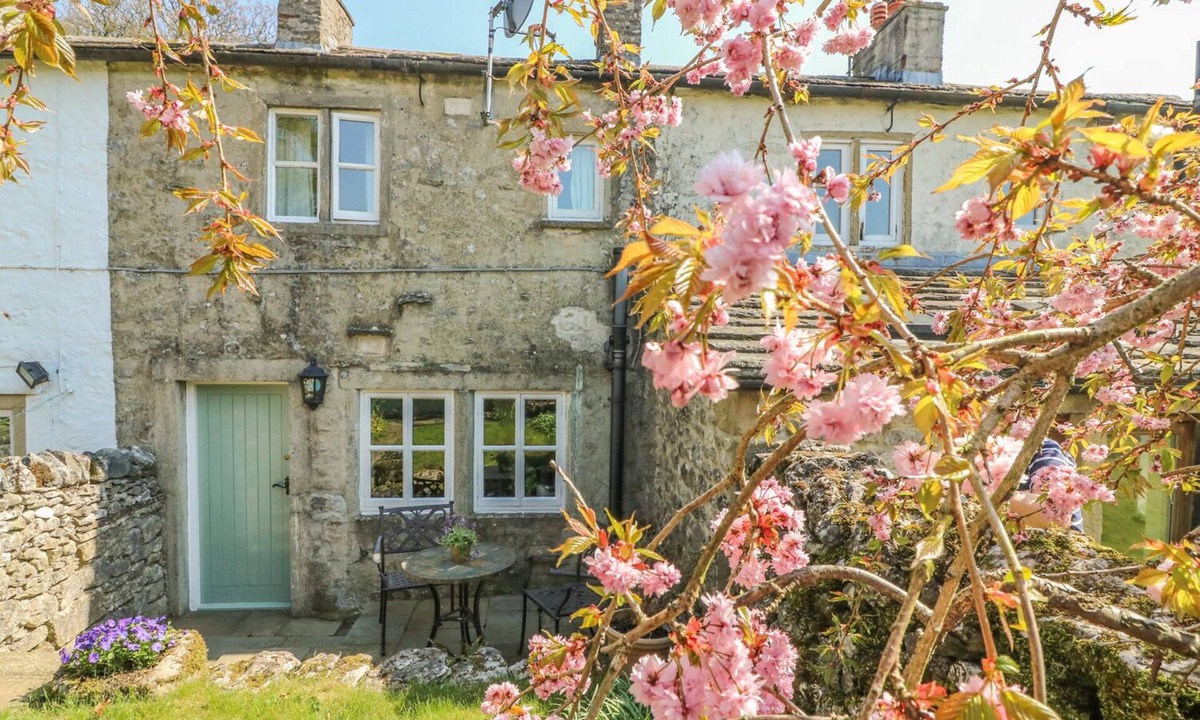 Malham Cottage | Rose Cottage