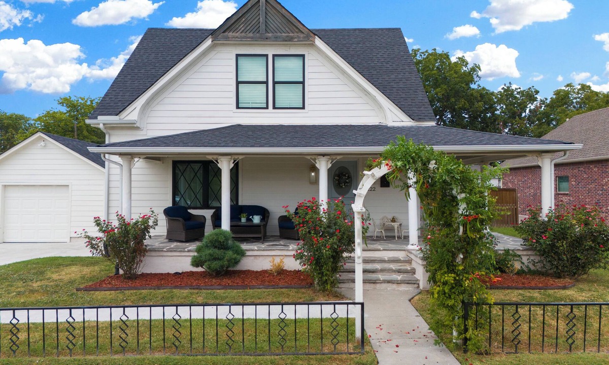 Broken Arrow House | Rose District- Historical home near Tulsa