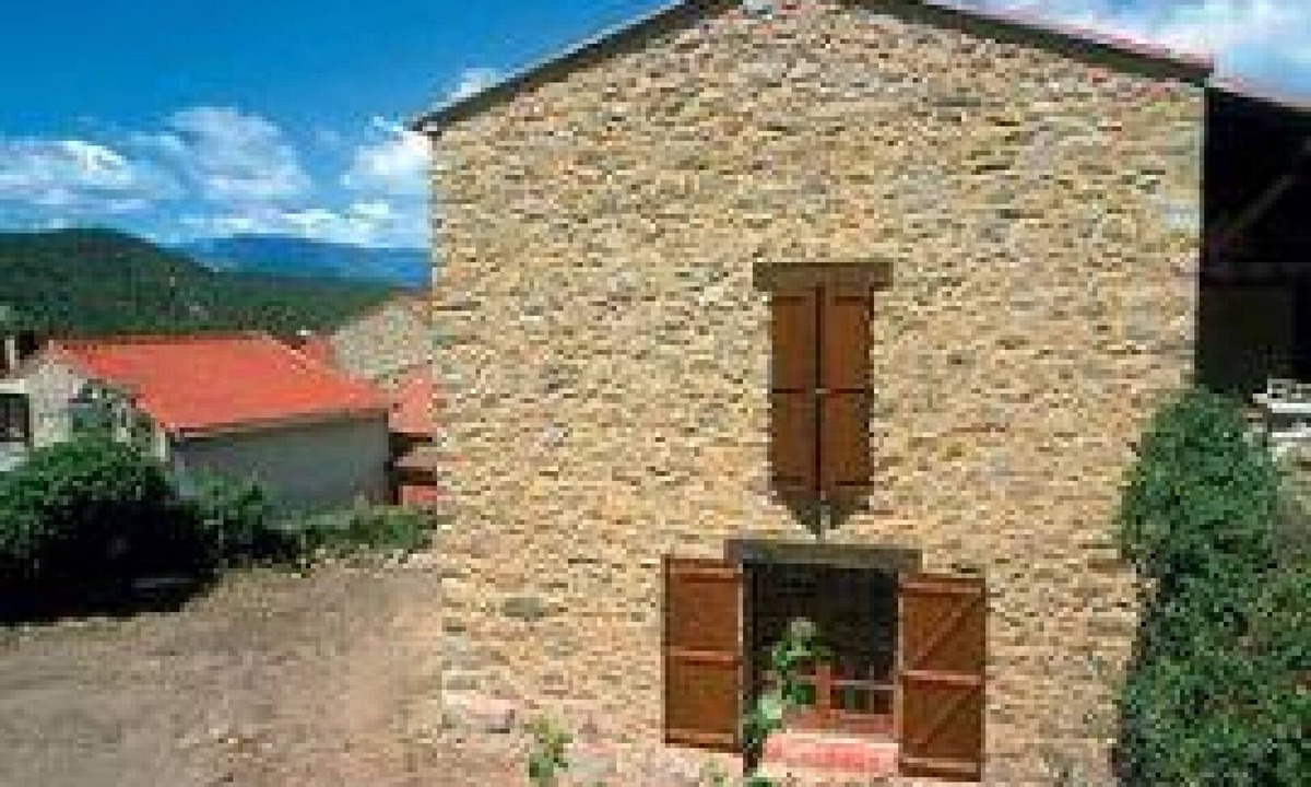 Fillols House | Rose - FILLOLS - Gîte