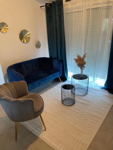 Toulenne House | Rose