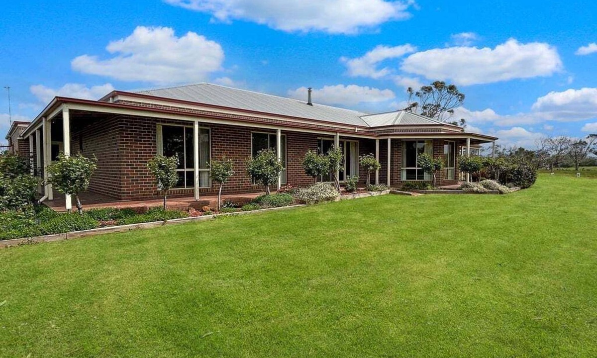 Heathmere Resort | Rose's on Flower Hill