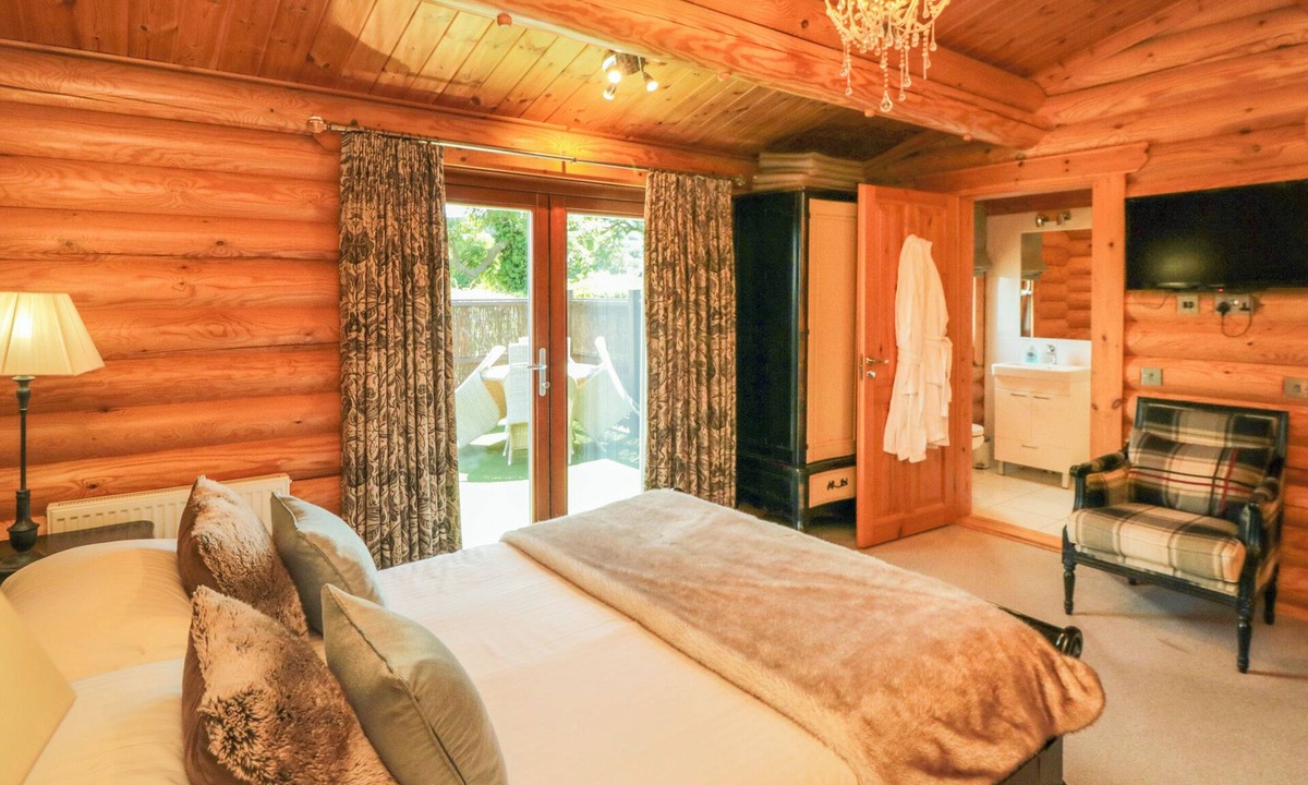 Carlton-in-Cleveland Cottage | Roseberry Lodge 3