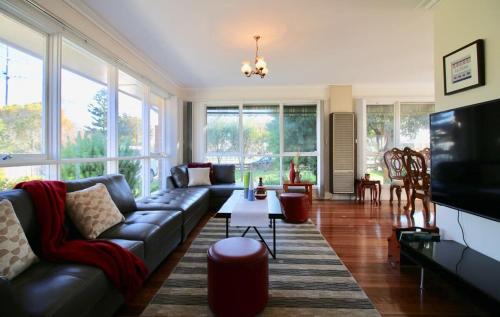 Rosebud House | Rosebud Comfort Retreat