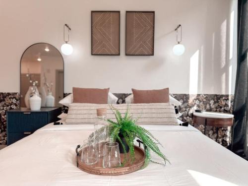 Old East Dallas Apartment | Roseland Studio - DT - DeepEllum - LowerGreenville