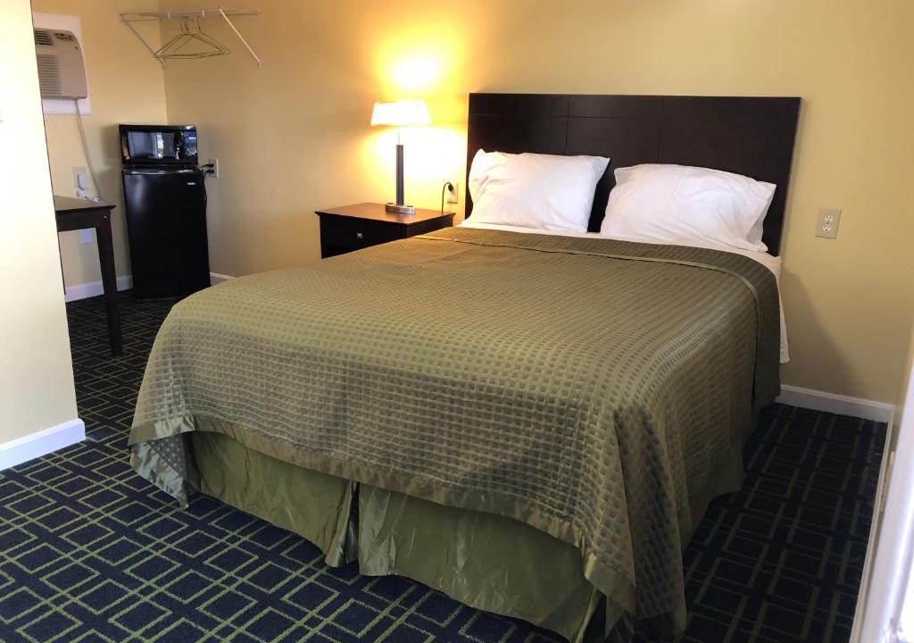 East Wareham Hotel | Rosewood Motel