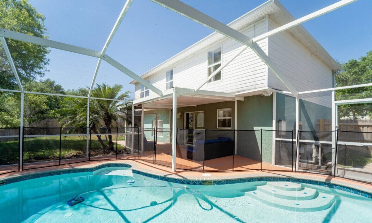 Wesley Chapel South House | "Rossignol LaCroix Quarters" - 4 Bd 2.5 Bath w/Pool