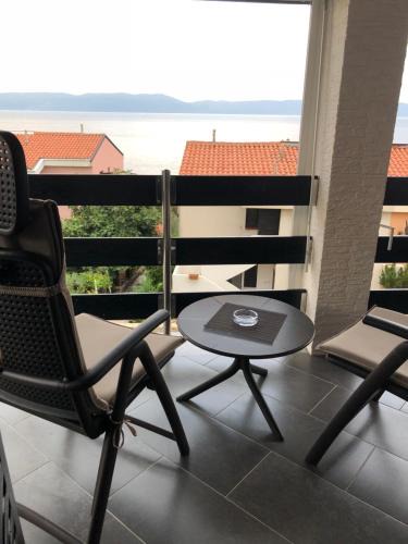 Ravni Apartment | Rosso Apartment 400 m from Beach, Comfortable Stay & Free Parking