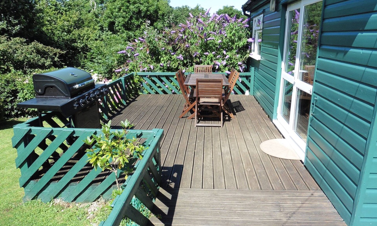 Mylor Churchtown Ski Chalet | Rostowan, Portscatho, St. Mawes, Cornwall.