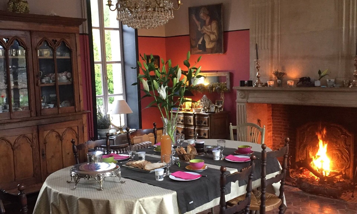 Bois-Normand-Pres-Lyre House | Rouge Maison