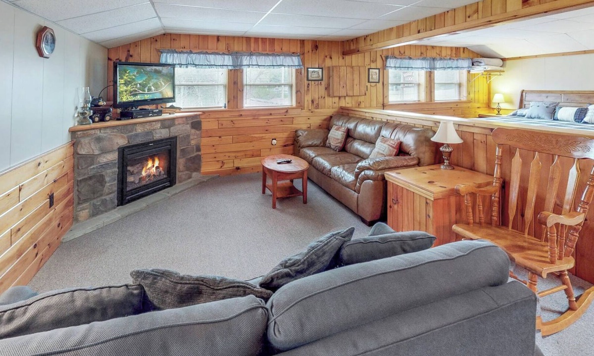 Sabinsville Hotel | Rough Cut Lodge - Suite 1