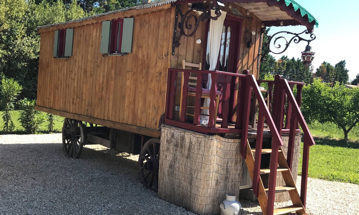 St.-Remy-de-Provence Cabin | Roulotte 2 Personnes