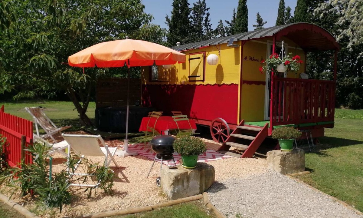 Tarascon Cabin | Roulotte La Pitchoune