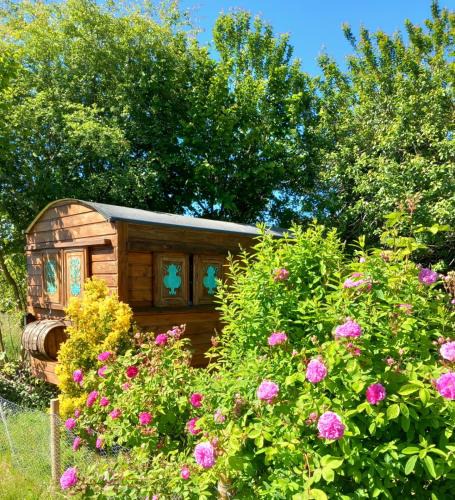 La Capelle-Bleys Other | Roulotte Tzigane