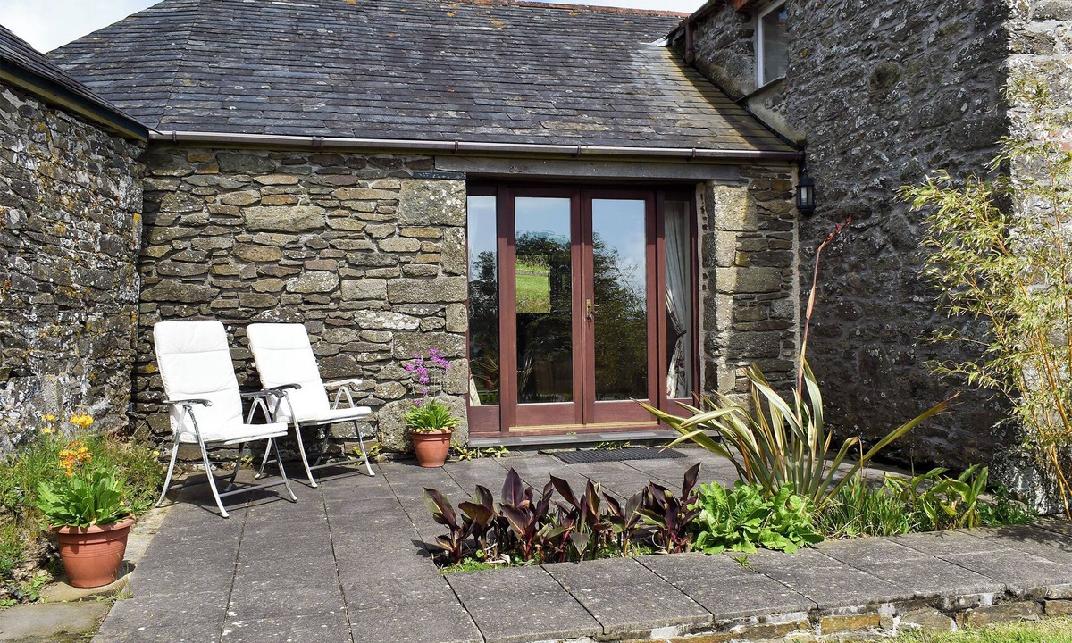 Saint Kew Cottage | Round House - UK12083