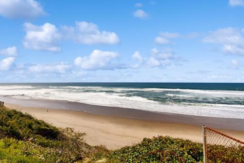 Lincoln City House | Round Rock Cottage