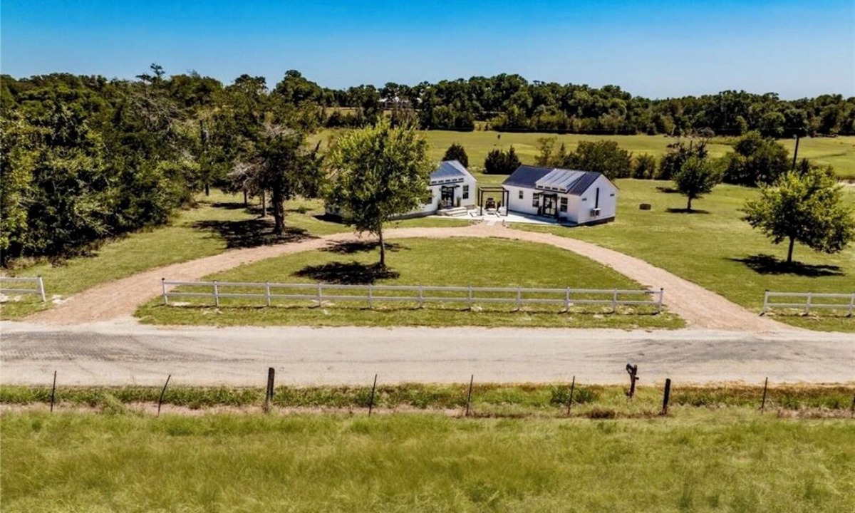 La Grange House | Round Top Refuge Main House