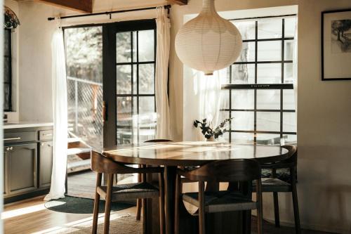 Running Springs House | Rous Cabin Getaway Hot Tub
