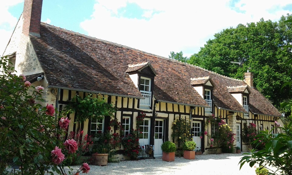 Vitry-aux-Loges House | Route de la Malloie Vitry to Loges