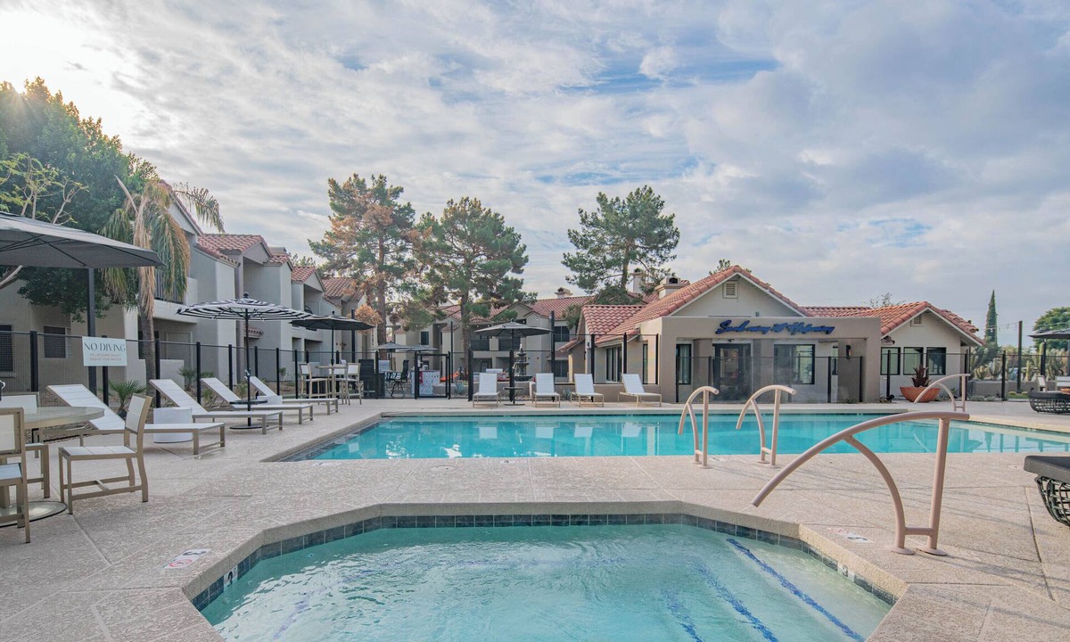 North Scottsdale Apartment | ROVE LIVING/KL - Hideaway North Scottsdale