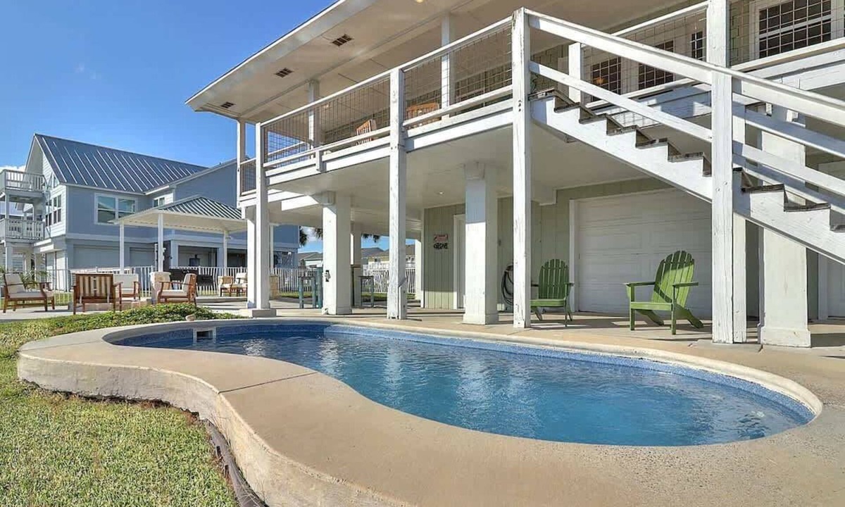 City-by-the Sea House | Royal Estes