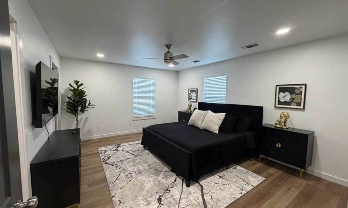 Thackerville House | Royal Flush Villa - King Bed near WinStar