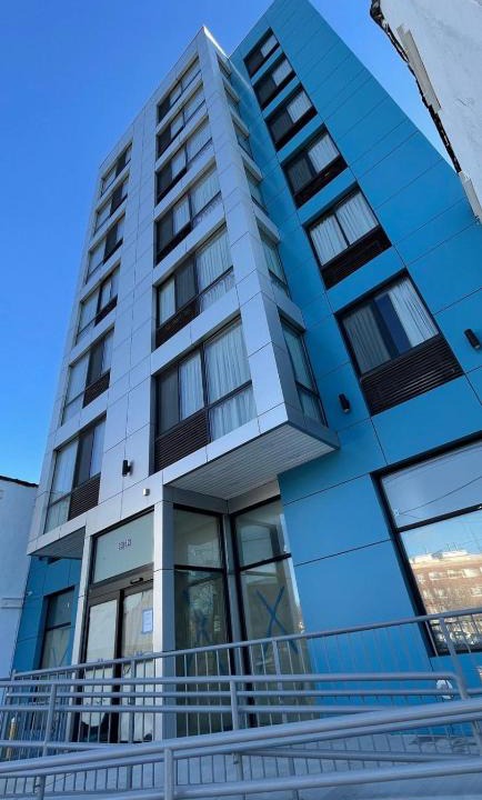 Baychester Hotel | Royal Hotel Bronx