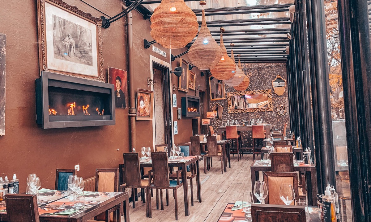 Nimes City Centre Hotel | Royal Hotel