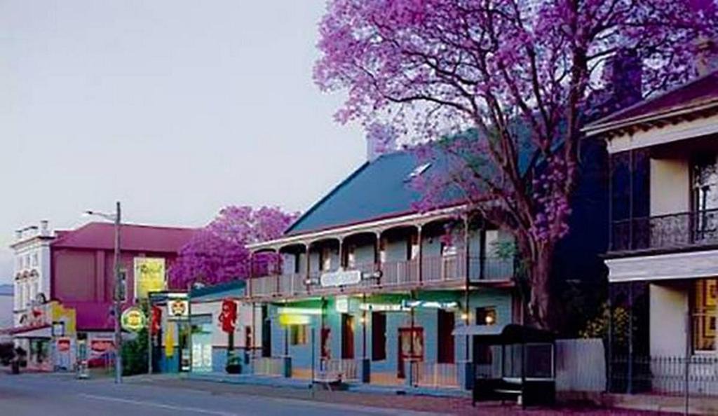 Singleton Hotel | Royal Hotel Singleton