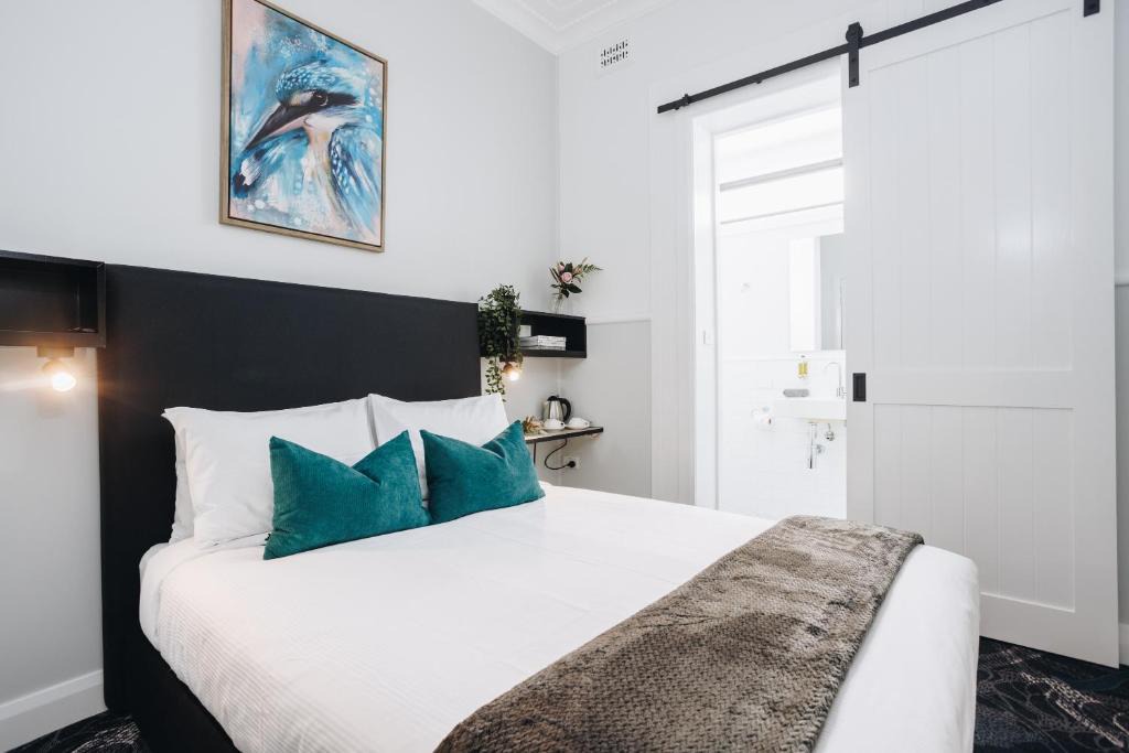 Wyong Hotel | Royal Hotel Wyong