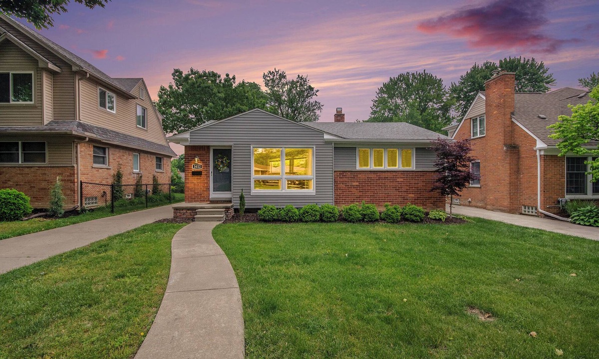 Royal Oak House | Royal Oak Oasis