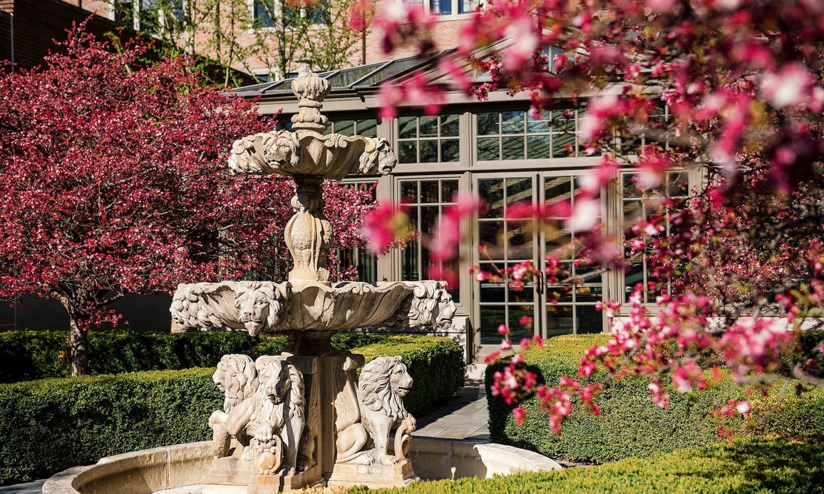 Rochester Hotel | Royal Park Hotel
