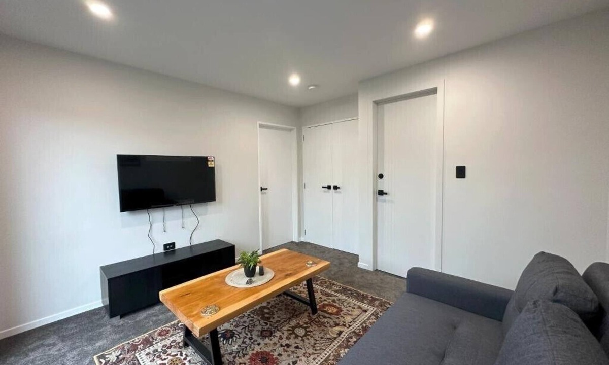 Royal Oak Apartment | Royal Residency - 1BR Apartment