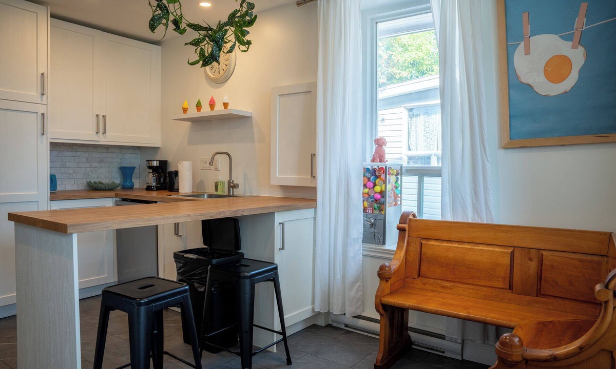Quartier 5-4 Apartment | Royal Urbain - La Galerie | Pet friendly | Parking