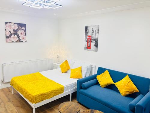 Docklands House | Royal Wharf Inn