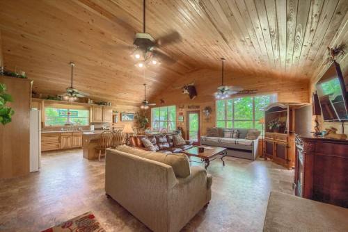 New Braunfels House | RR 9084TS Texas Star