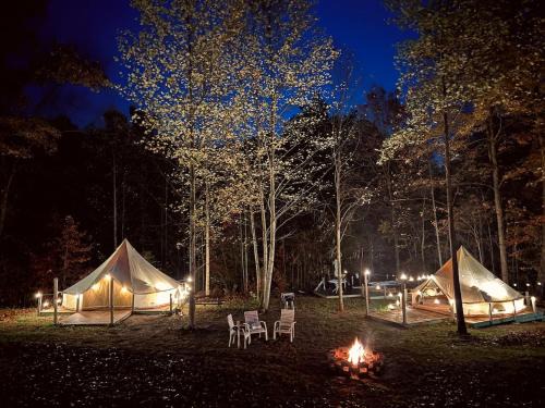 Stanton Other | RRG Glamping Tent, Heated, Fire Pit, Hot Tub