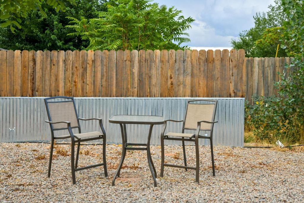 Moab House | RSH 3 - Sleeps 10! Minutes from downtown Moab